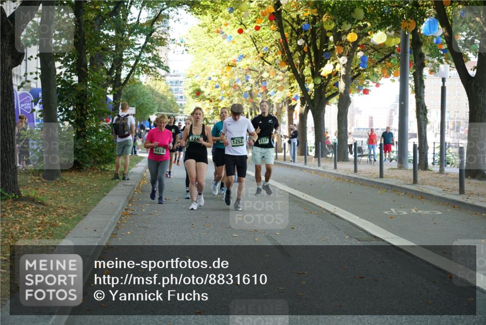 07.09.2025 - BARMER Alsterlauf Yannick Fuchs http://msf.ph/oto/8831610 07.09.2025 11:33:46 Laufen 1018, 124, 1252, 1151 meine-sportfotos.de