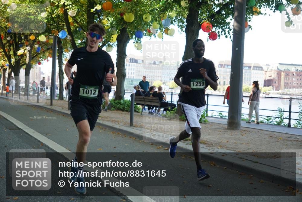 07.09.2025 - BARMER Alsterlauf Yannick Fuchs http://msf.ph/oto/8831645 07.09.2025 11:34:21 Laufen 1012, 1259 meine-sportfotos.de