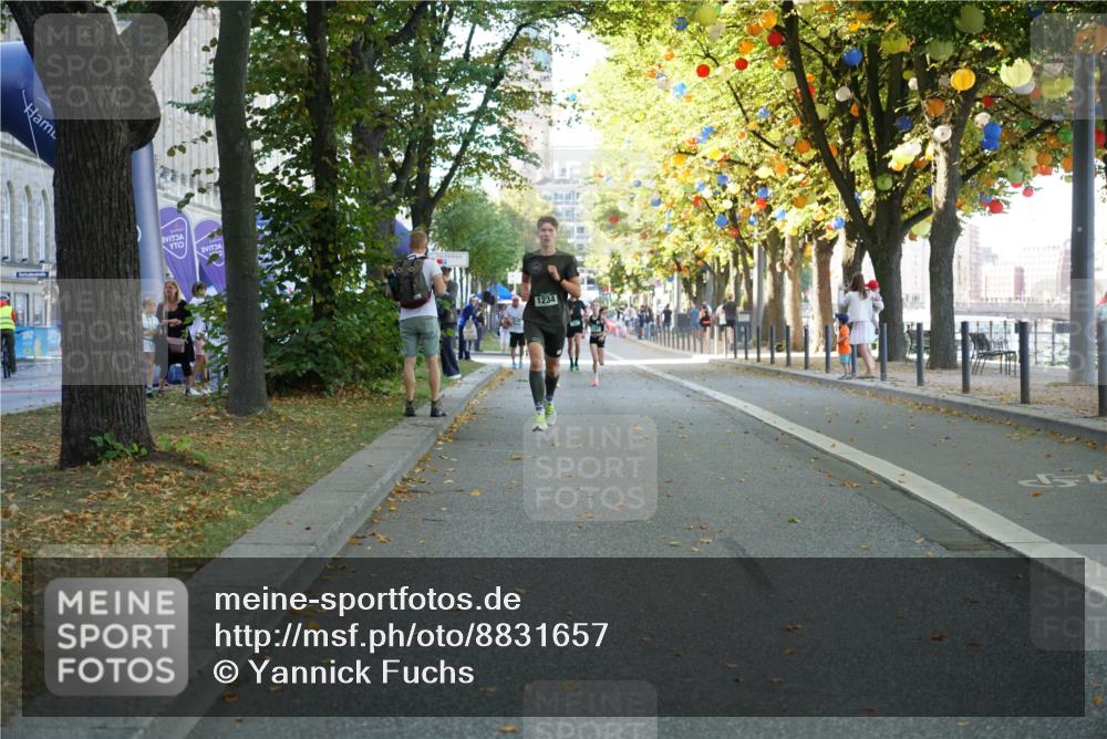 07.09.2025 - BARMER Alsterlauf Yannick Fuchs http://msf.ph/oto/8831657 07.09.2025 11:34:44 Laufen 1234 meine-sportfotos.de