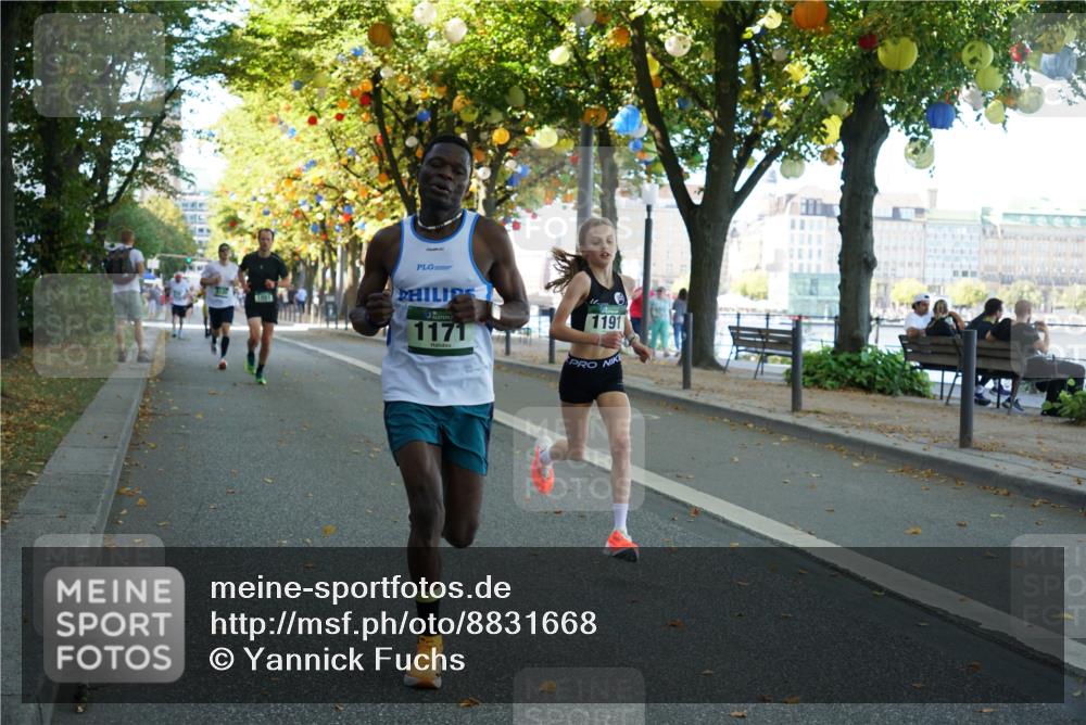 07.09.2025 - BARMER Alsterlauf Yannick Fuchs http://msf.ph/oto/8831668 07.09.2025 11:34:52 Laufen 1171, 1191 meine-sportfotos.de