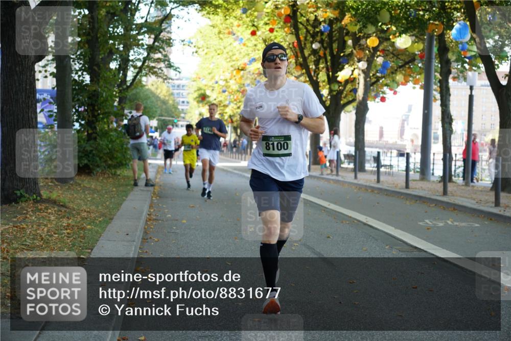 07.09.2025 - BARMER Alsterlauf Yannick Fuchs http://msf.ph/oto/8831677 07.09.2025 11:34:56 Laufen 8100 meine-sportfotos.de