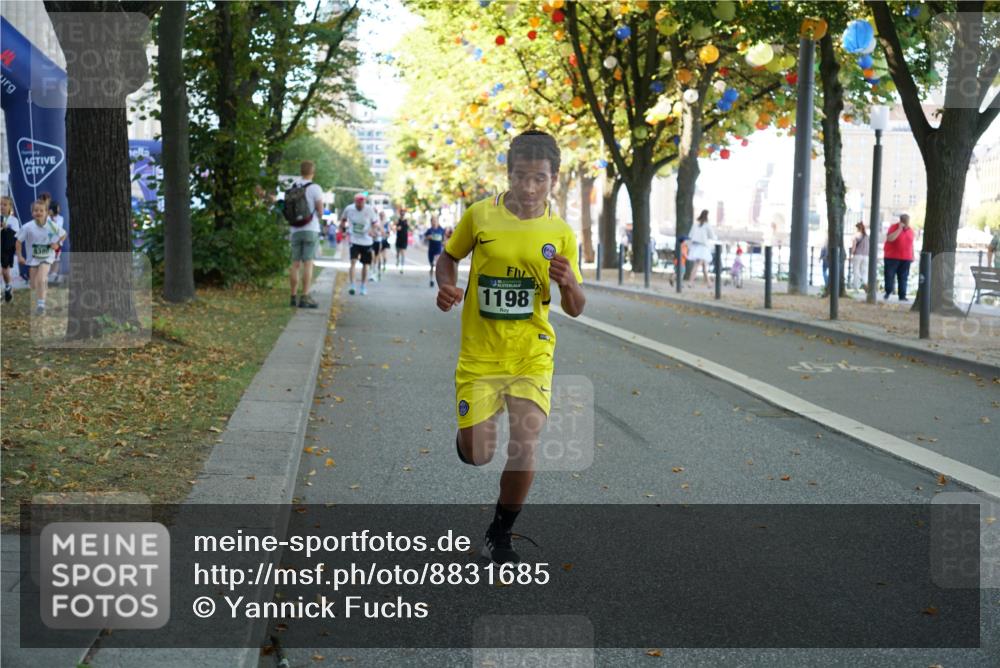 07.09.2025 - BARMER Alsterlauf Yannick Fuchs http://msf.ph/oto/8831685 07.09.2025 11:35:01 Laufen 1198 meine-sportfotos.de