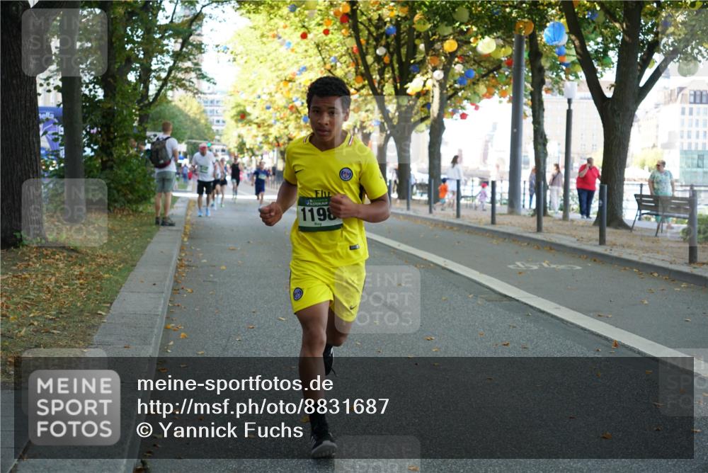 07.09.2025 - BARMER Alsterlauf Yannick Fuchs http://msf.ph/oto/8831687 07.09.2025 11:35:02 Laufen 1198 meine-sportfotos.de