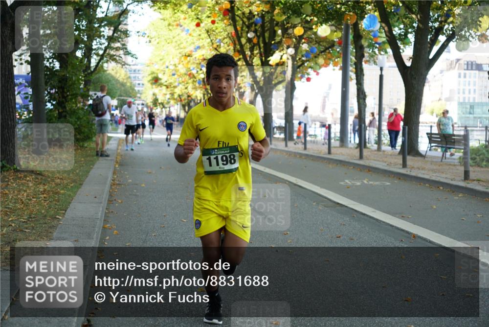 07.09.2025 - BARMER Alsterlauf Yannick Fuchs http://msf.ph/oto/8831688 07.09.2025 11:35:02 Laufen 1198 meine-sportfotos.de