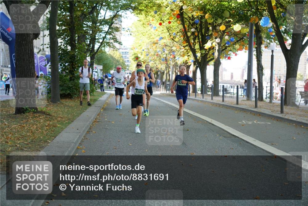 07.09.2025 - BARMER Alsterlauf Yannick Fuchs http://msf.ph/oto/8831691 07.09.2025 11:35:08 Laufen 1008 meine-sportfotos.de