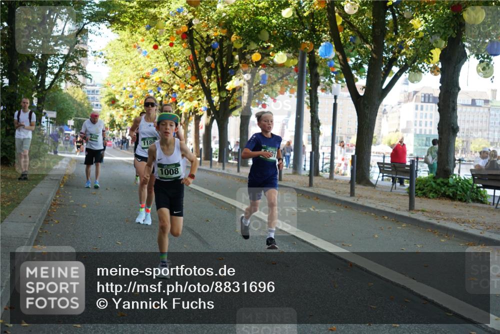 07.09.2025 - BARMER Alsterlauf Yannick Fuchs http://msf.ph/oto/8831696 07.09.2025 11:35:09 Laufen 8486, 1180, 1008 meine-sportfotos.de