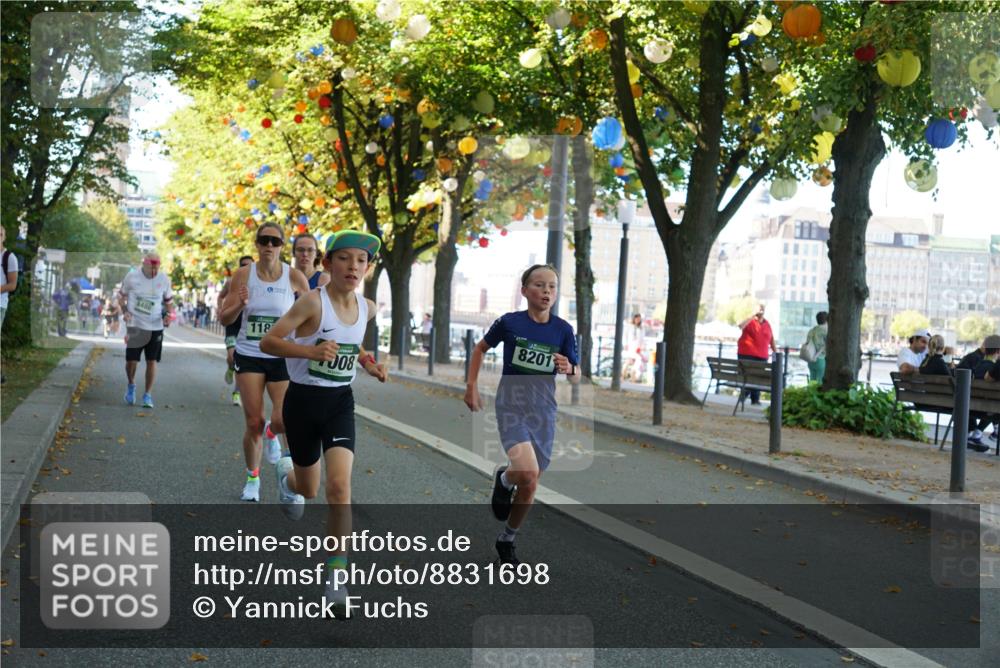 07.09.2025 - BARMER Alsterlauf Yannick Fuchs http://msf.ph/oto/8831698 07.09.2025 11:35:09 Laufen 8486, 118, 008, 8201 meine-sportfotos.de
