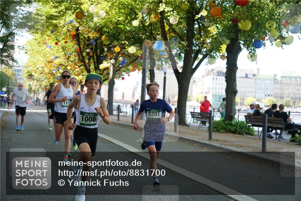 07.09.2025 - BARMER Alsterlauf Yannick Fuchs http://msf.ph/oto/8831700 07.09.2025 11:35:09 Laufen 6486, 18, 1008, 8201 meine-sportfotos.de