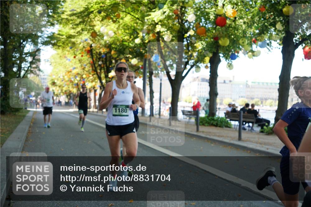 07.09.2025 - BARMER Alsterlauf Yannick Fuchs http://msf.ph/oto/8831704 07.09.2025 11:35:10 Laufen 1180 meine-sportfotos.de