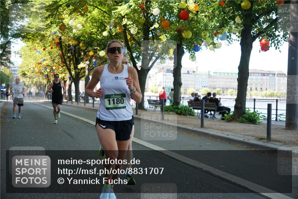 07.09.2025 - BARMER Alsterlauf Yannick Fuchs http://msf.ph/oto/8831707 07.09.2025 11:35:11 Laufen 1180 meine-sportfotos.de