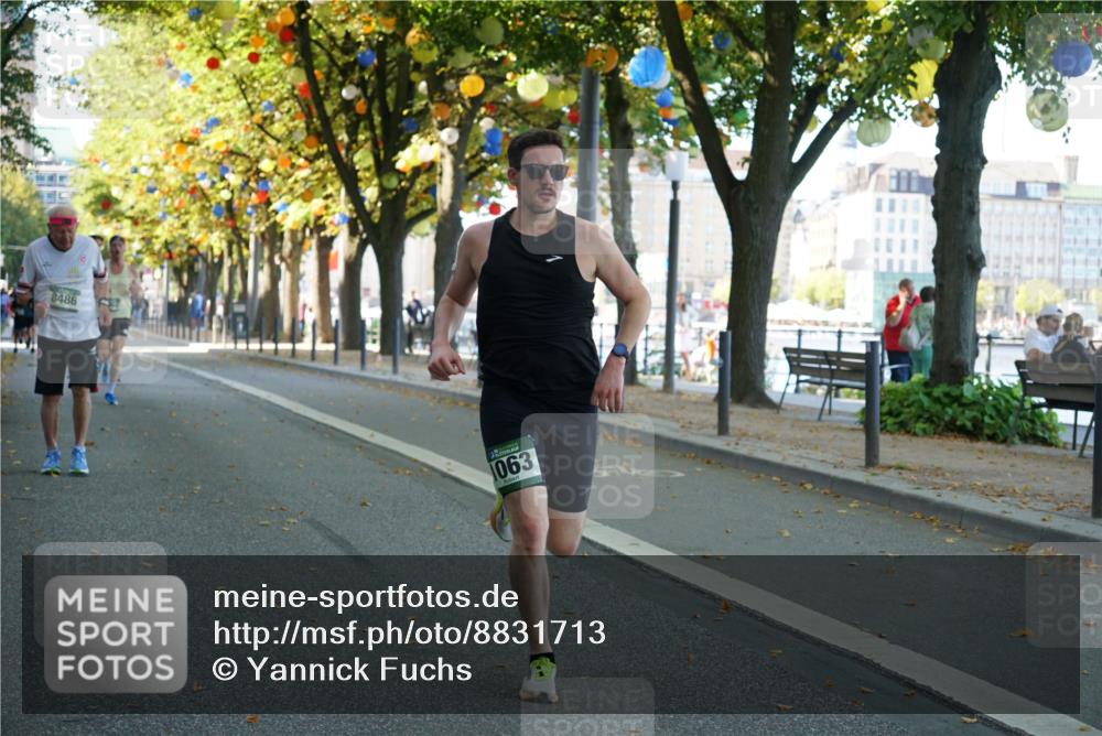 07.09.2025 - BARMER Alsterlauf Yannick Fuchs http://msf.ph/oto/8831713 07.09.2025 11:35:13 Laufen 8486, 1063 meine-sportfotos.de