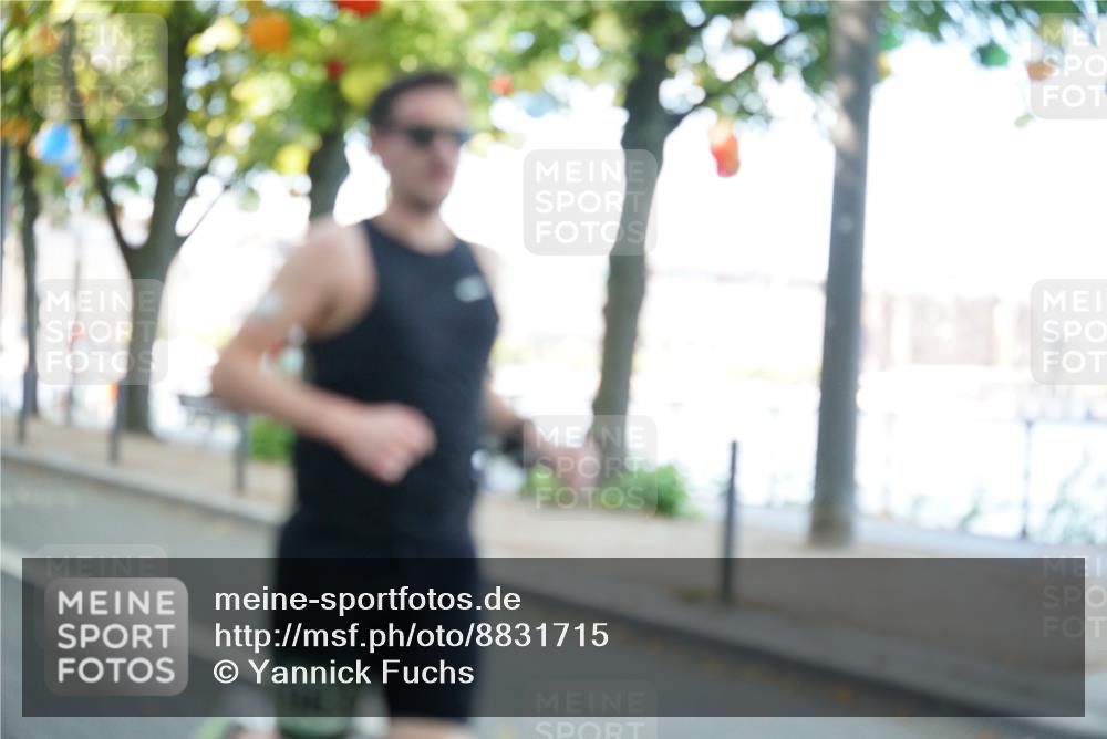 07.09.2025 - BARMER Alsterlauf Yannick Fuchs http://msf.ph/oto/8831715 07.09.2025 11:35:14 Laufen  meine-sportfotos.de
