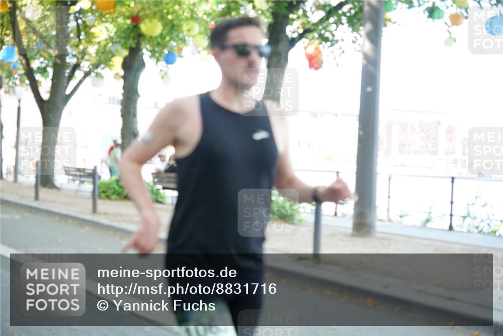07.09.2025 - BARMER Alsterlauf Yannick Fuchs http://msf.ph/oto/8831716 07.09.2025 11:35:14 Laufen  meine-sportfotos.de