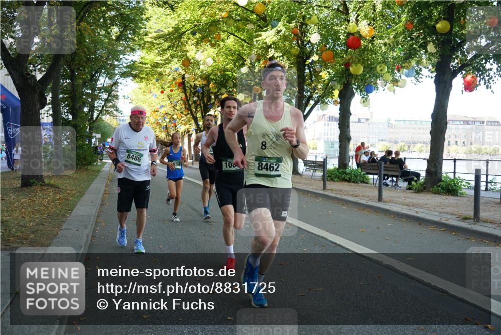 07.09.2025 - BARMER Alsterlauf Yannick Fuchs http://msf.ph/oto/8831725 07.09.2025 11:35:18 Laufen 8486, 108, 8, 8462 meine-sportfotos.de