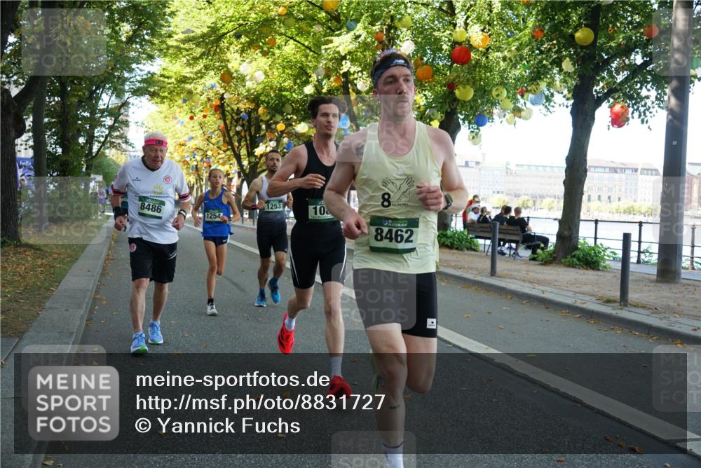 07.09.2025 - BARMER Alsterlauf Yannick Fuchs http://msf.ph/oto/8831727 07.09.2025 11:35:19 Laufen 1253, 10, 8486, 1254, 8, 8462 meine-sportfotos.de