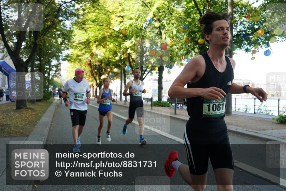 07.09.2025 - BARMER Alsterlauf Yannick Fuchs http://msf.ph/oto/8831731 07.09.2025 11:35:20 Laufen 8486, 254, 1253, 1081 meine-sportfotos.de