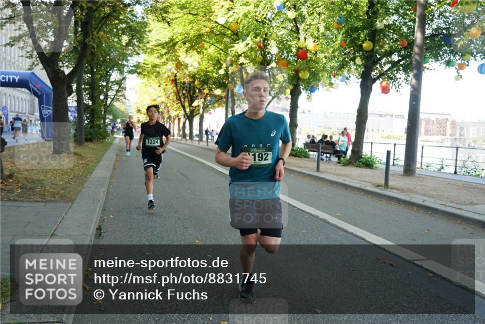 07.09.2025 - BARMER Alsterlauf Yannick Fuchs http://msf.ph/oto/8831745 07.09.2025 11:35:25 Laufen 1224, 192 meine-sportfotos.de