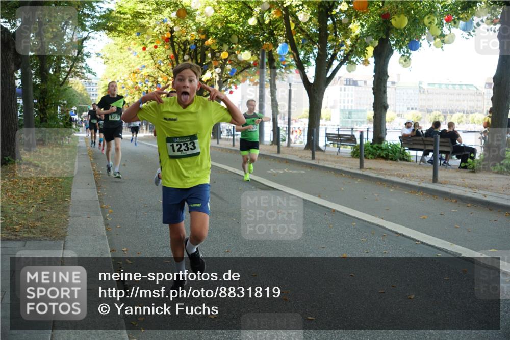 07.09.2025 - BARMER Alsterlauf Yannick Fuchs http://msf.ph/oto/8831819 07.09.2025 11:35:52 Laufen 1015, 1233 meine-sportfotos.de