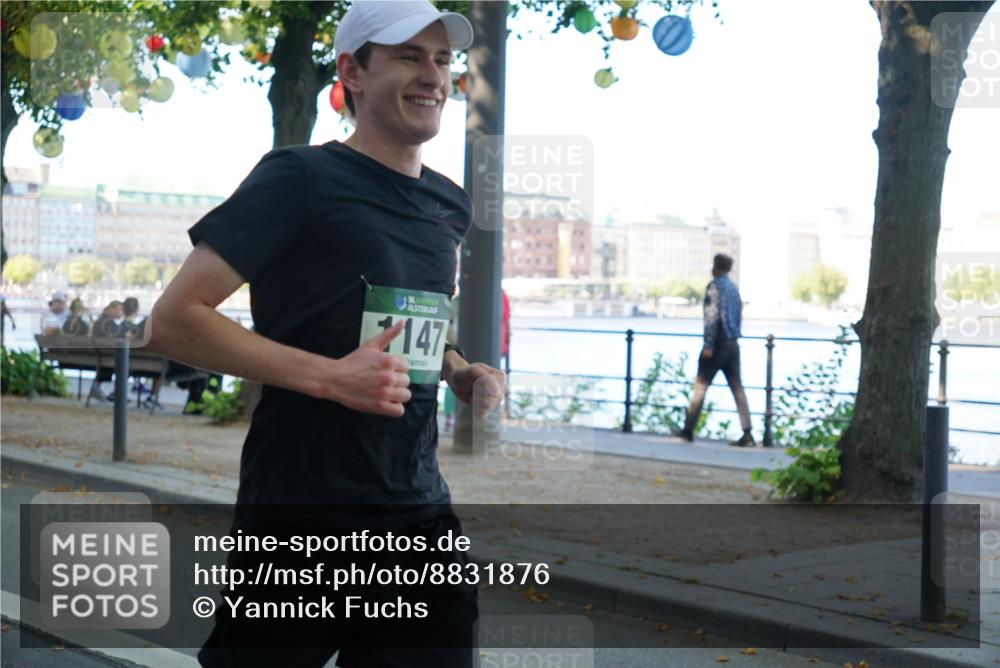 07.09.2025 - BARMER Alsterlauf Yannick Fuchs http://msf.ph/oto/8831876 07.09.2025 11:36:15 Laufen 147 meine-sportfotos.de