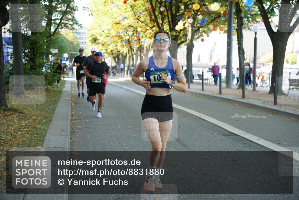 07.09.2025 - BARMER Alsterlauf Yannick Fuchs http://msf.ph/oto/8831880 07.09.2025 11:36:18 Laufen 8396, 10 meine-sportfotos.de