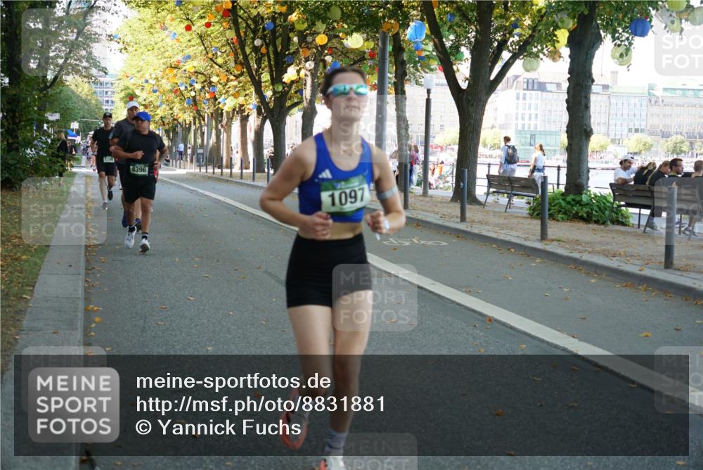 07.09.2025 - BARMER Alsterlauf Yannick Fuchs http://msf.ph/oto/8831881 07.09.2025 11:36:18 Laufen 1246, 8396, 1097 meine-sportfotos.de
