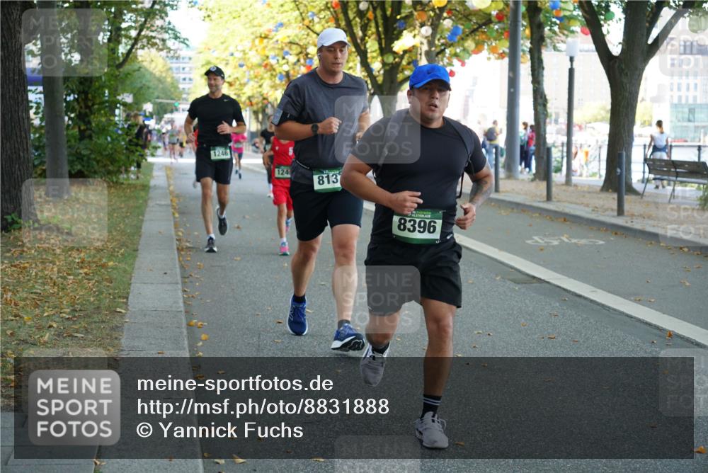 07.09.2025 - BARMER Alsterlauf Yannick Fuchs http://msf.ph/oto/8831888 07.09.2025 11:36:21 Laufen 1246, 124, 813, 8396 meine-sportfotos.de