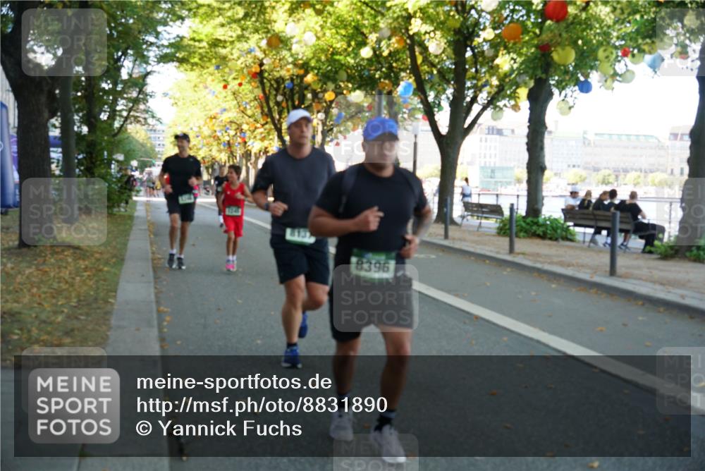 07.09.2025 - BARMER Alsterlauf Yannick Fuchs http://msf.ph/oto/8831890 07.09.2025 11:36:22 Laufen 1941, 8137, 8396 meine-sportfotos.de