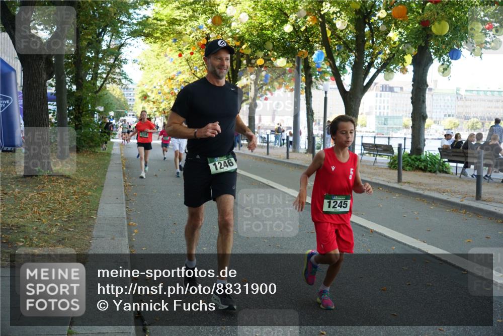 07.09.2025 - BARMER Alsterlauf Yannick Fuchs http://msf.ph/oto/8831900 07.09.2025 11:36:24 Laufen 1258, 1246, 1245, 11111 meine-sportfotos.de