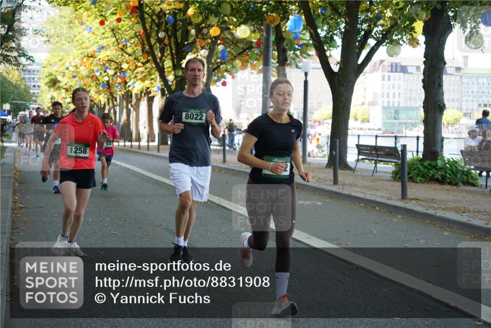07.09.2025 - BARMER Alsterlauf Yannick Fuchs http://msf.ph/oto/8831908 07.09.2025 11:36:27 Laufen 1258, 04, 8022 meine-sportfotos.de
