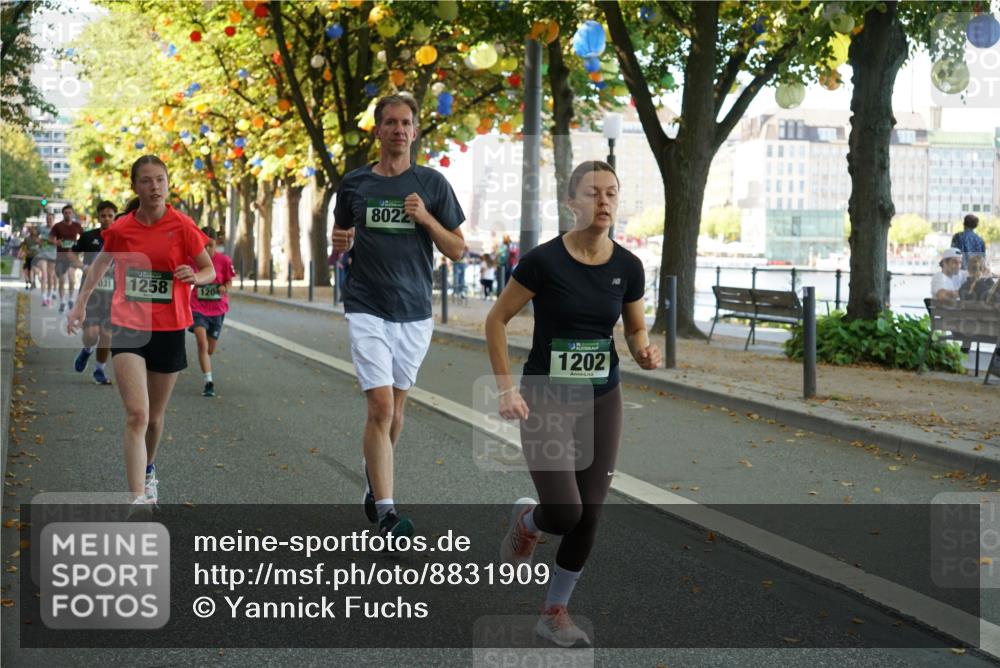07.09.2025 - BARMER Alsterlauf Yannick Fuchs http://msf.ph/oto/8831909 07.09.2025 11:36:27 Laufen 031, 1258, 1204, 8022, 1202 meine-sportfotos.de