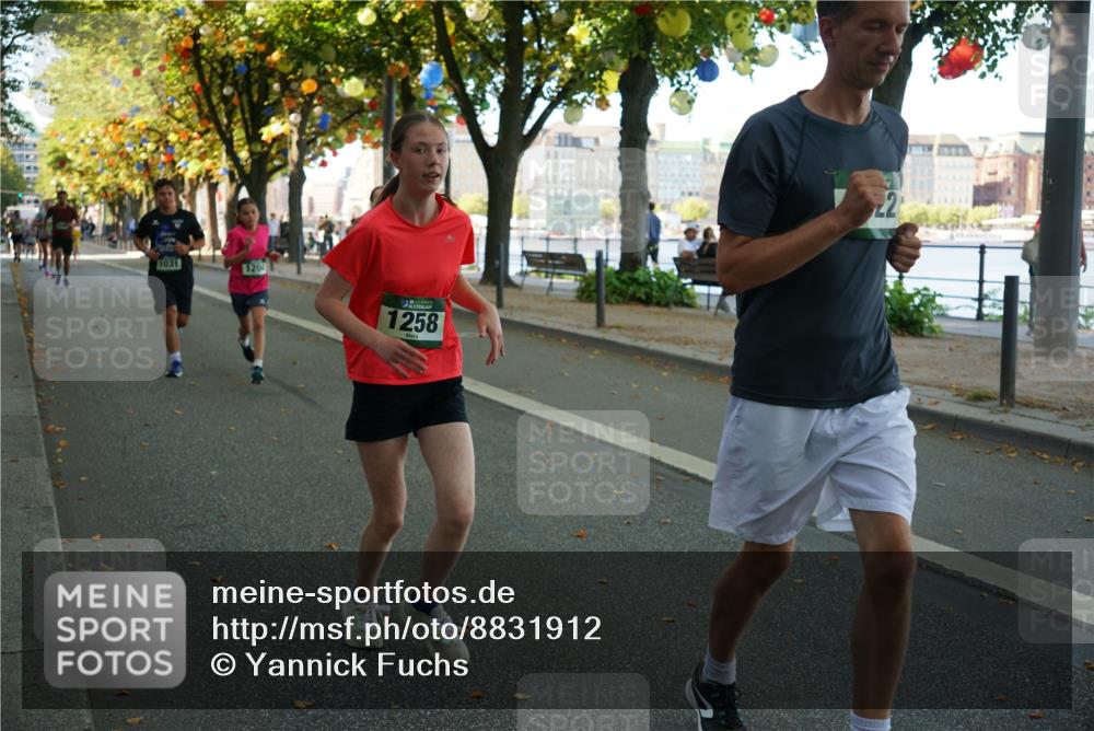 07.09.2025 - BARMER Alsterlauf Yannick Fuchs http://msf.ph/oto/8831912 07.09.2025 11:36:29 Laufen 1031, 120, 1258 meine-sportfotos.de