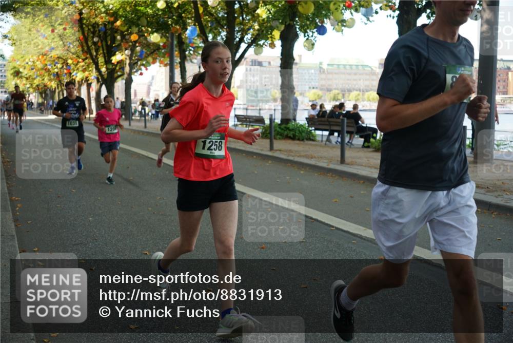 07.09.2025 - BARMER Alsterlauf Yannick Fuchs http://msf.ph/oto/8831913 07.09.2025 11:36:29 Laufen 1031, 120, 1258 meine-sportfotos.de