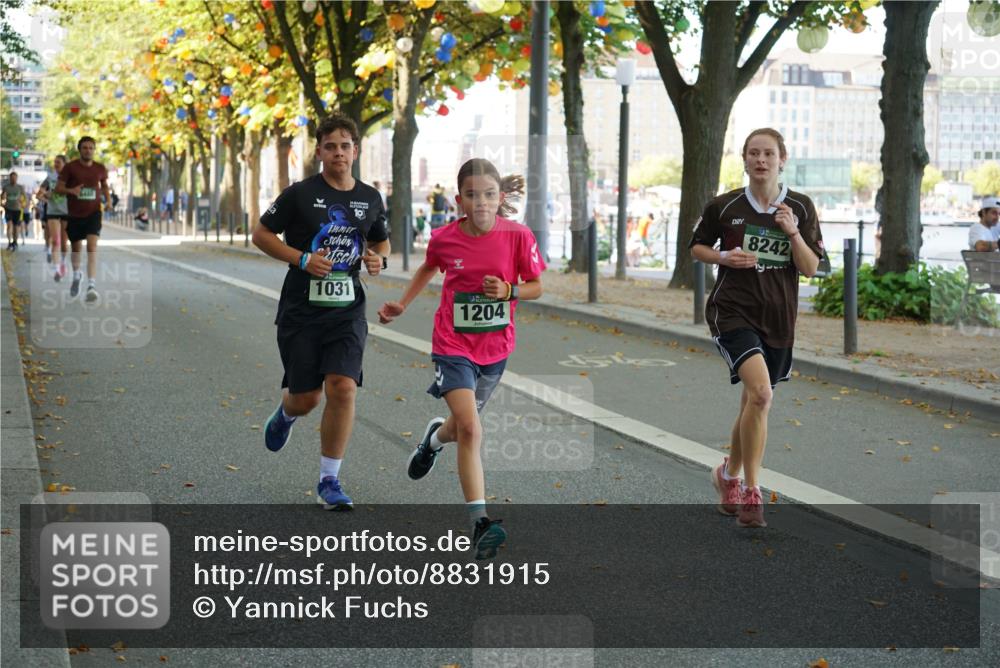 07.09.2025 - BARMER Alsterlauf Yannick Fuchs http://msf.ph/oto/8831915 07.09.2025 11:36:30 Laufen 1031, 19, 1204, 8242 meine-sportfotos.de