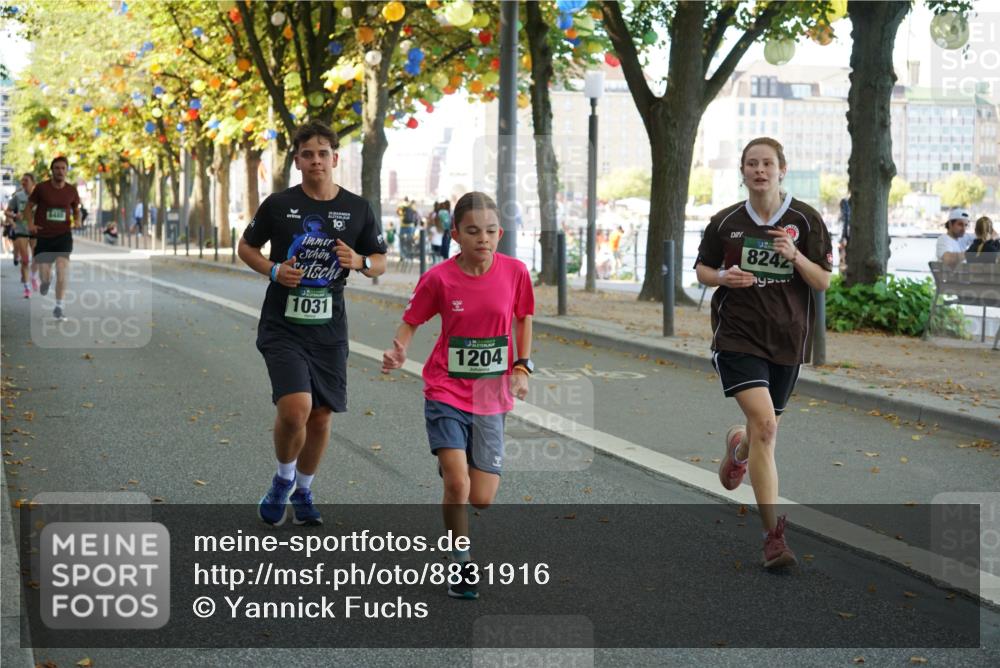 07.09.2025 - BARMER Alsterlauf Yannick Fuchs http://msf.ph/oto/8831916 07.09.2025 11:36:30 Laufen 10, 1031, 1204, 8242 meine-sportfotos.de