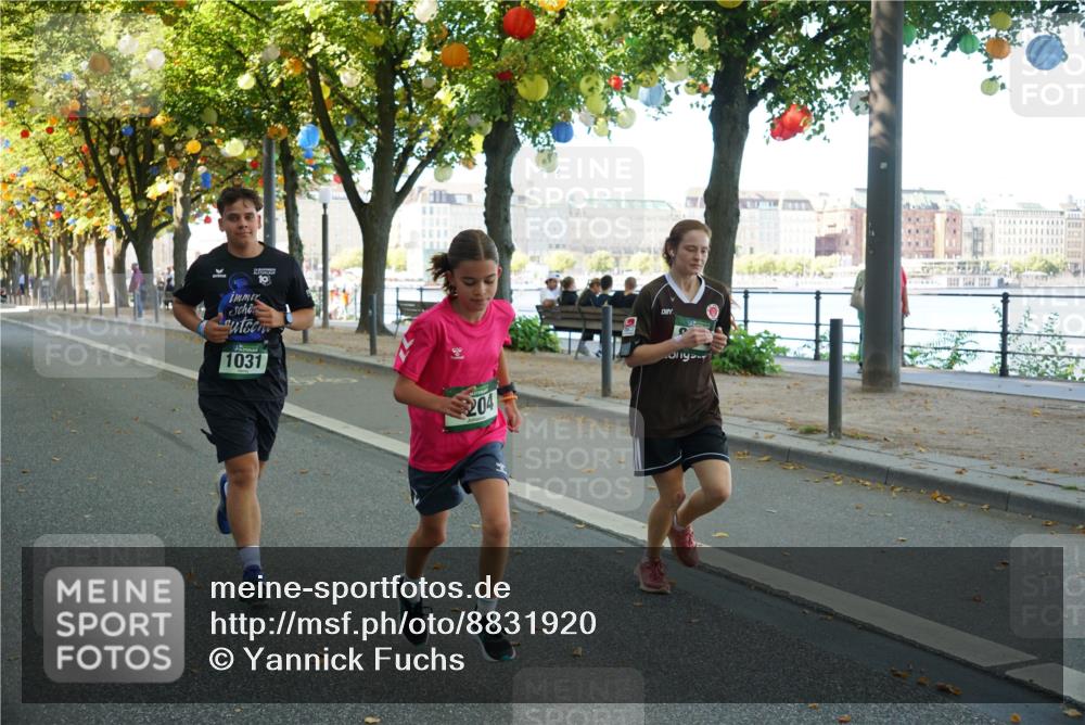 07.09.2025 - BARMER Alsterlauf Yannick Fuchs http://msf.ph/oto/8831920 07.09.2025 11:36:31 Laufen 10, 1031, 204, 137 meine-sportfotos.de