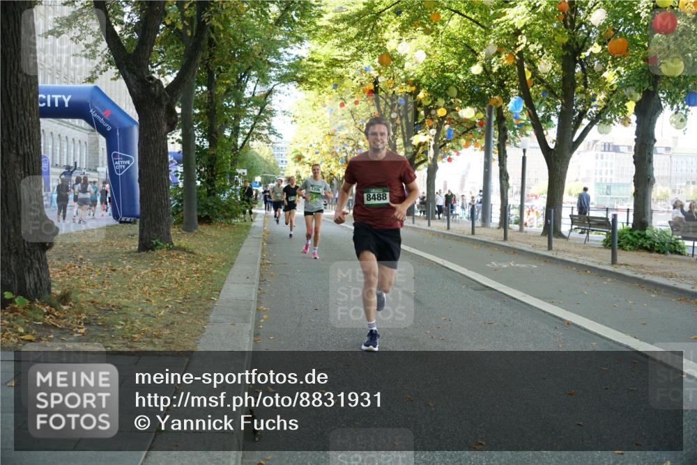 07.09.2025 - BARMER Alsterlauf Yannick Fuchs http://msf.ph/oto/8831931 07.09.2025 11:36:35 Laufen 1206, 8488 meine-sportfotos.de