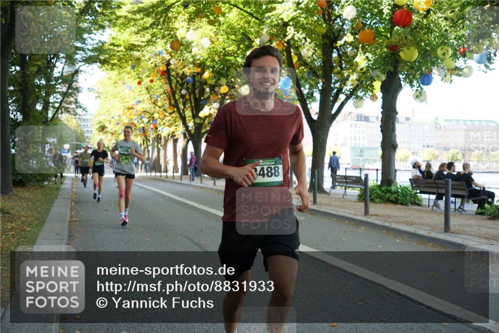 07.09.2025 - BARMER Alsterlauf Yannick Fuchs http://msf.ph/oto/8831933 07.09.2025 11:36:35 Laufen 1206, 3488 meine-sportfotos.de