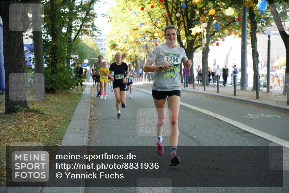 07.09.2025 - BARMER Alsterlauf Yannick Fuchs http://msf.ph/oto/8831936 07.09.2025 11:36:37 Laufen 8142, 1206 meine-sportfotos.de