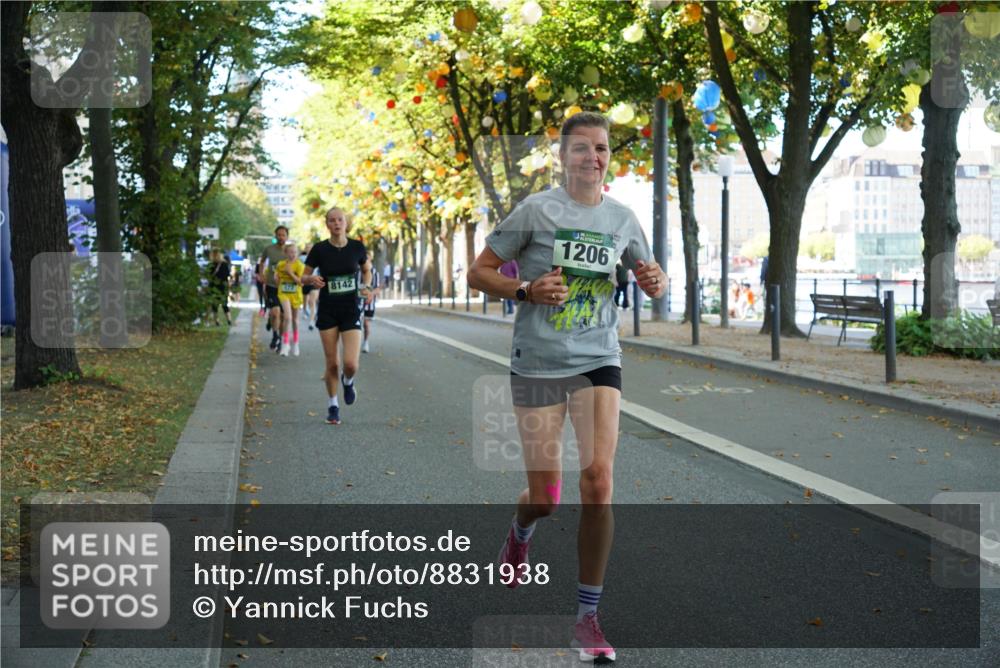 07.09.2025 - BARMER Alsterlauf Yannick Fuchs http://msf.ph/oto/8831938 07.09.2025 11:36:38 Laufen 1206, 8142 meine-sportfotos.de