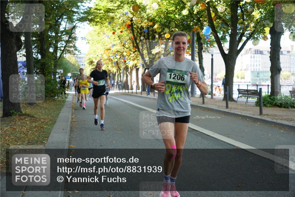 07.09.2025 - BARMER Alsterlauf Yannick Fuchs http://msf.ph/oto/8831939 07.09.2025 11:36:38 Laufen 8142, 1206 meine-sportfotos.de