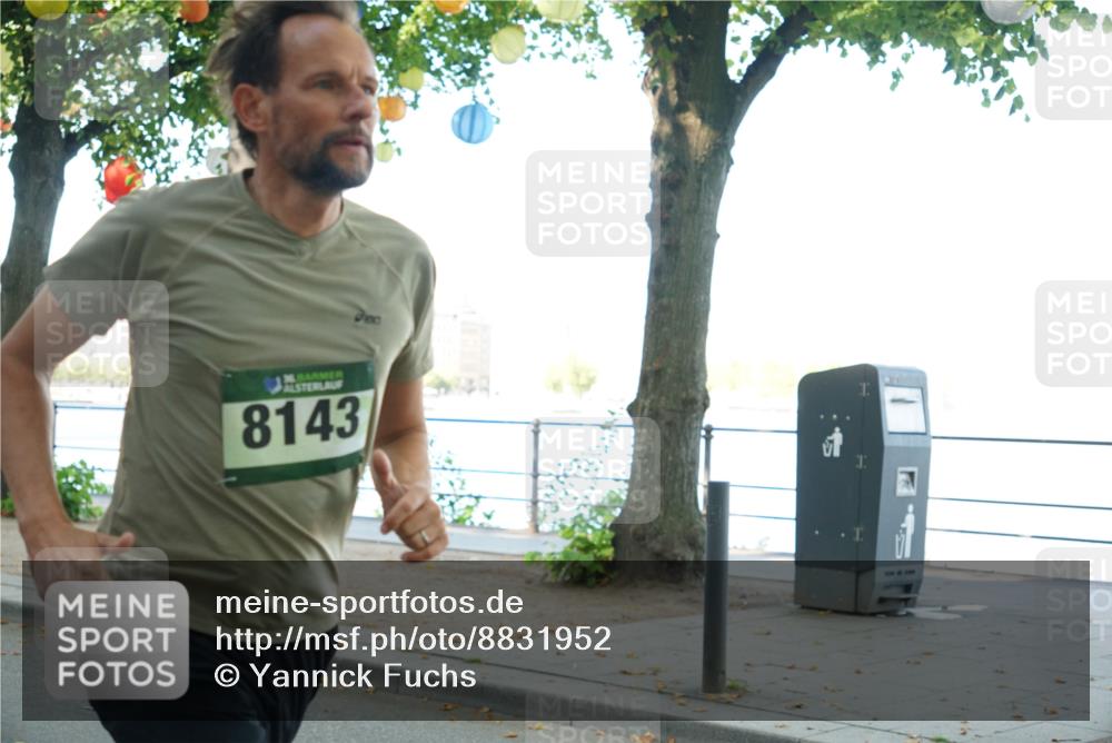 07.09.2025 - BARMER Alsterlauf Yannick Fuchs http://msf.ph/oto/8831952 07.09.2025 11:36:44 Laufen 8143 meine-sportfotos.de