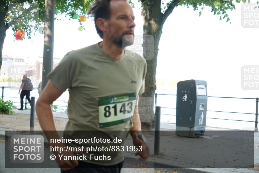 07.09.2025 - BARMER Alsterlauf Yannick Fuchs http://msf.ph/oto/8831953 07.09.2025 11:36:44 Laufen 8143 meine-sportfotos.de