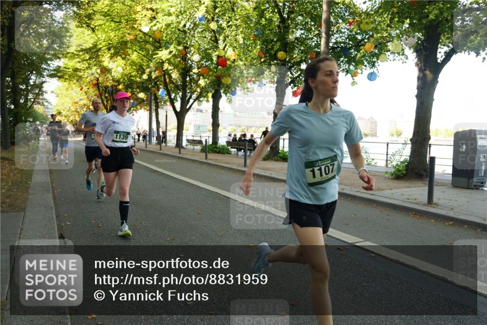 07.09.2025 - BARMER Alsterlauf Yannick Fuchs http://msf.ph/oto/8831959 07.09.2025 11:36:47 Laufen 1139, 136, 1107 meine-sportfotos.de