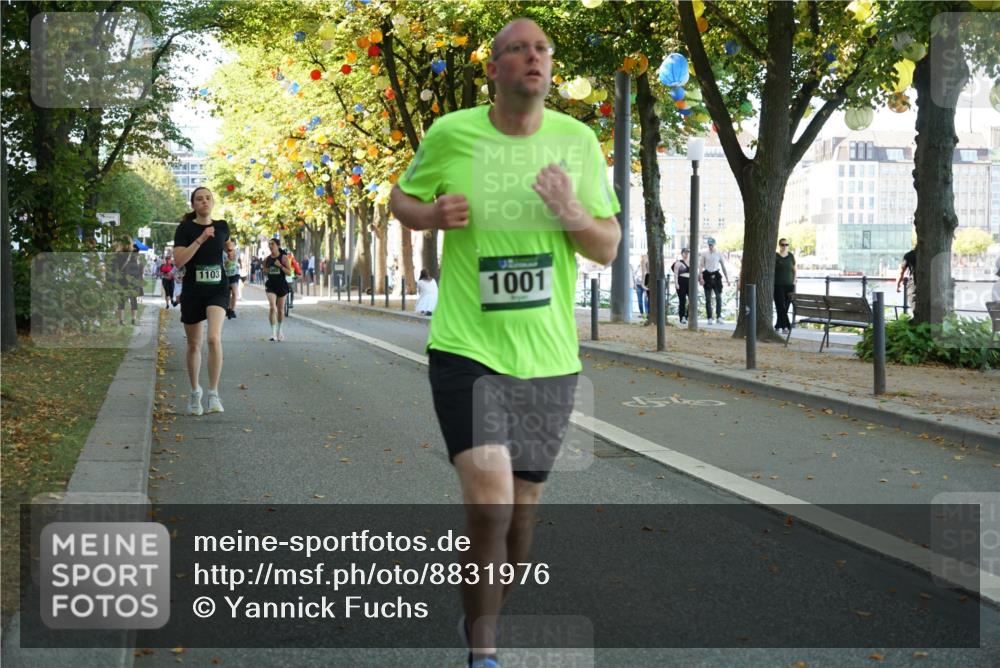 07.09.2025 - BARMER Alsterlauf Yannick Fuchs http://msf.ph/oto/8831976 07.09.2025 11:36:54 Laufen 1103, 1001 meine-sportfotos.de