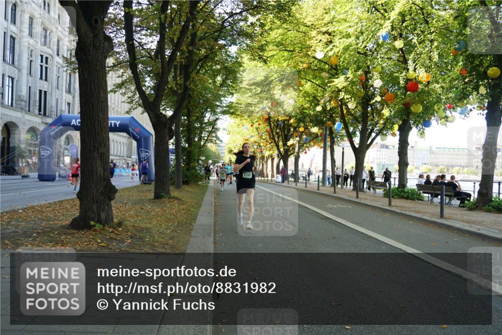 07.09.2025 - BARMER Alsterlauf Yannick Fuchs http://msf.ph/oto/8831982 07.09.2025 11:36:55 Laufen 1103 meine-sportfotos.de