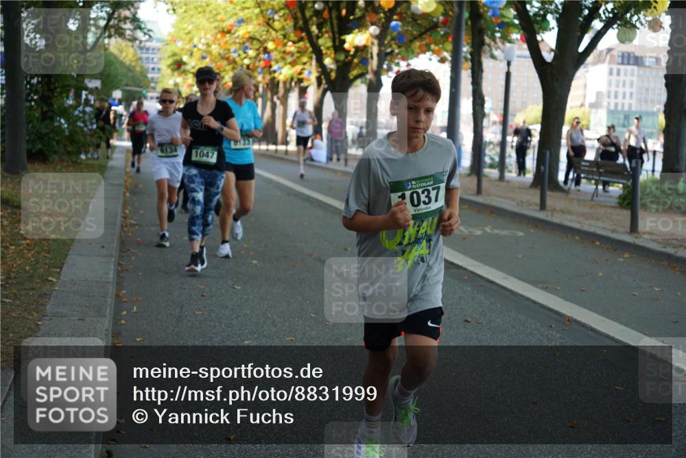 07.09.2025 - BARMER Alsterlauf Yannick Fuchs http://msf.ph/oto/8831999 07.09.2025 11:37:03 Laufen 8134, 1047, 36, 037 meine-sportfotos.de