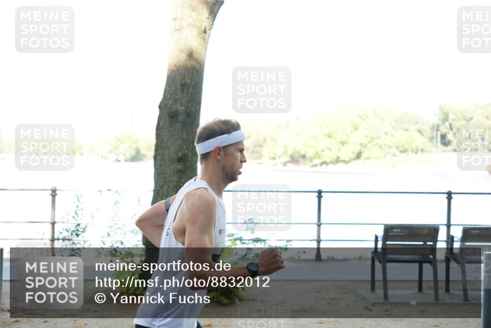 07.09.2025 - BARMER Alsterlauf Yannick Fuchs http://msf.ph/oto/8832012 07.09.2025 11:37:09 Laufen  meine-sportfotos.de