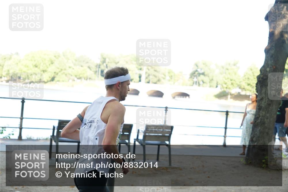 07.09.2025 - BARMER Alsterlauf Yannick Fuchs http://msf.ph/oto/8832014 07.09.2025 11:37:09 Laufen  meine-sportfotos.de