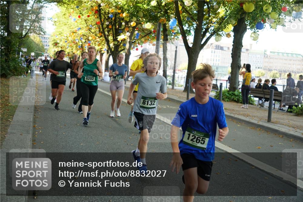 07.09.2025 - BARMER Alsterlauf Yannick Fuchs http://msf.ph/oto/8832027 07.09.2025 11:37:16 Laufen 196, 1250, 8202, 8132, 1265, 11 meine-sportfotos.de
