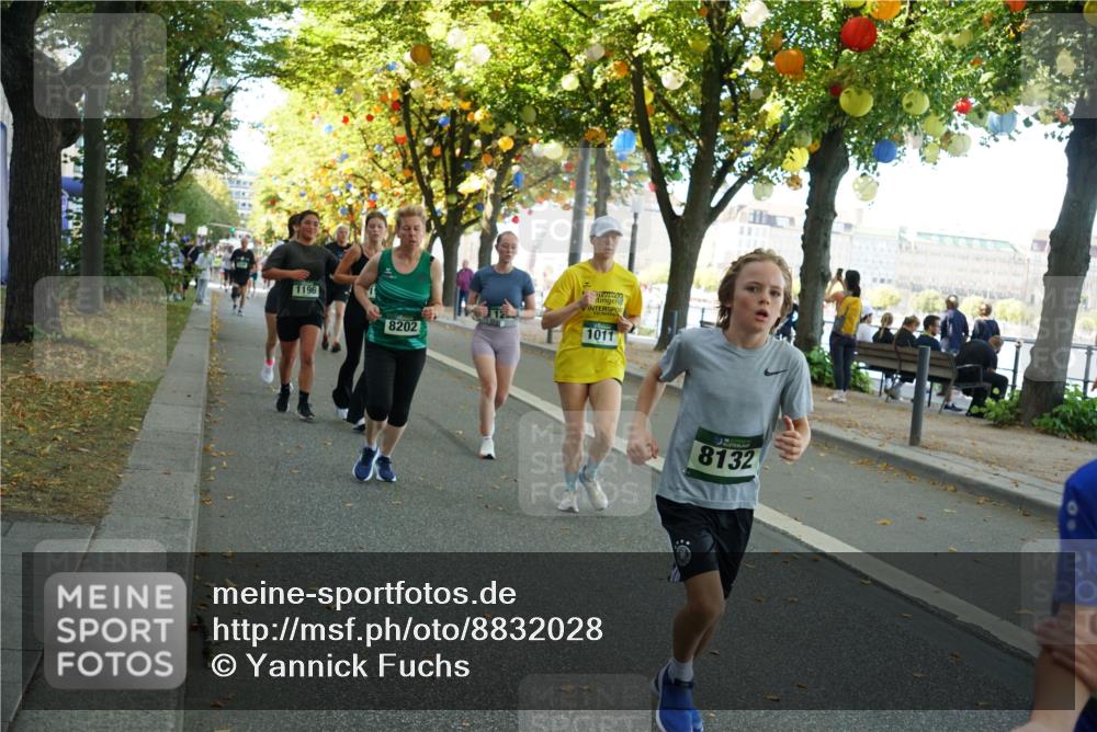 07.09.2025 - BARMER Alsterlauf Yannick Fuchs http://msf.ph/oto/8832028 07.09.2025 11:37:16 Laufen 1196, 8202, 1011, 8132 meine-sportfotos.de